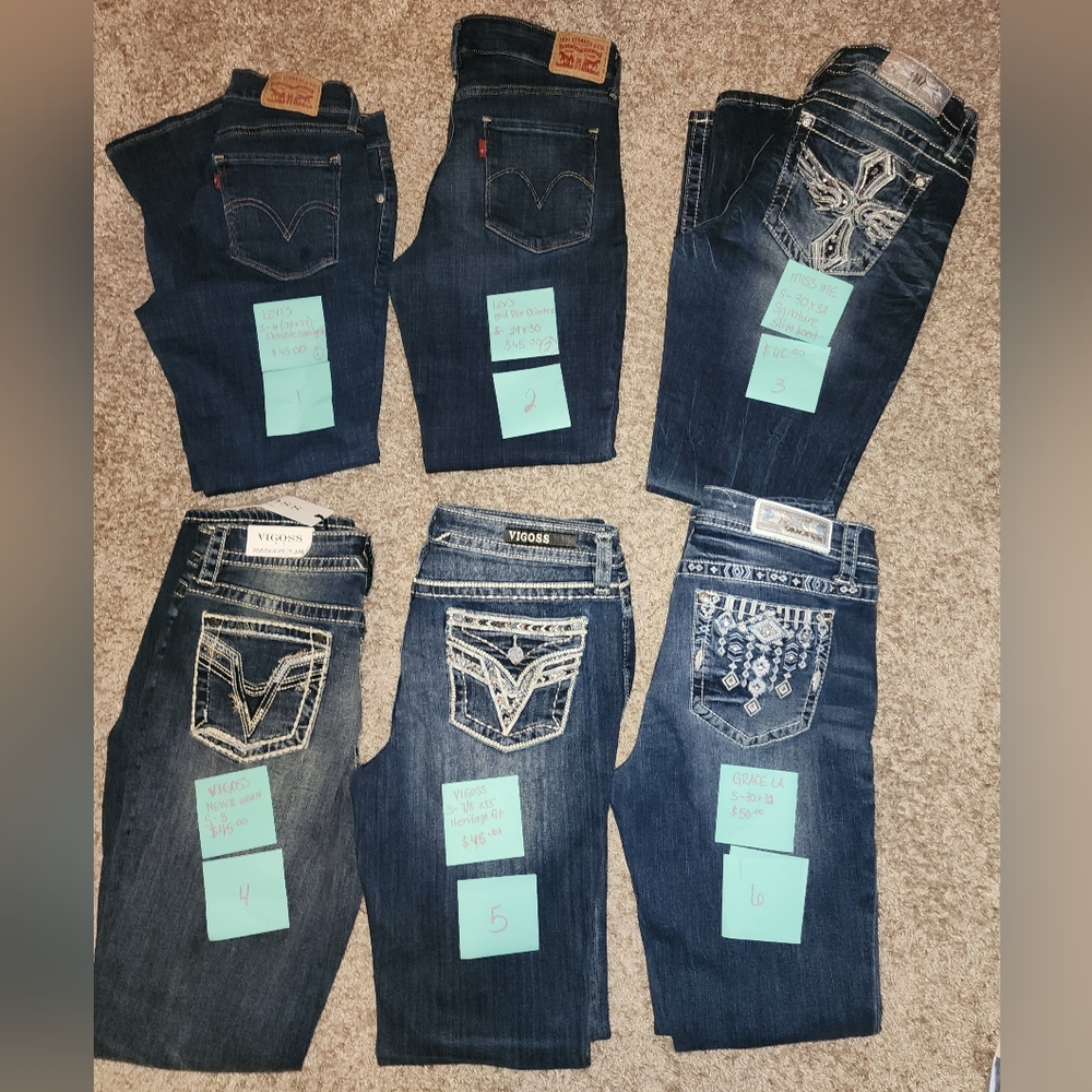 Vigoss,Levi's,Grace la,and MissMe Women's jeans .Size 7/8 ,or 30"×33" .